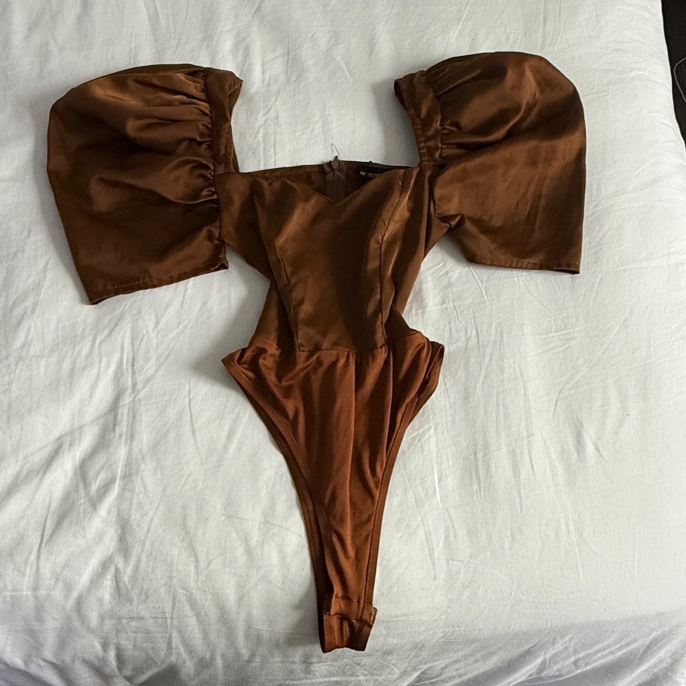 Pretty Little Thing Brown Puff Sleeve Corset Style Bodysuit
